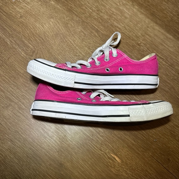 Converse All Stars Women’s 8 Men’s 6 Pink Low‎ Top - Picture 5 of 6